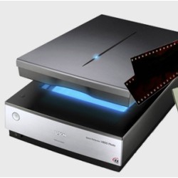 Large Format 4x5 Slide or Negative Scanning – Professional High-Resolution Digitization